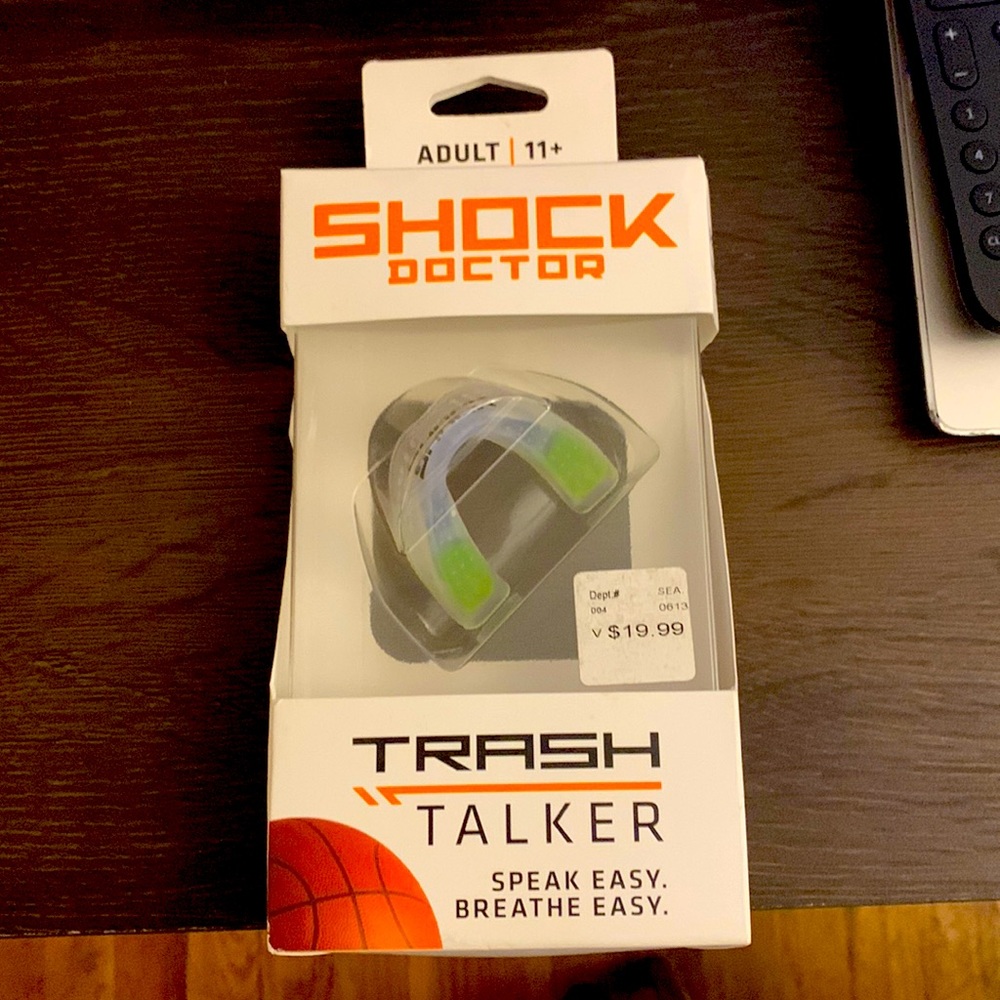 Shock Doctor mouth piece never used before for basketbal. Use 11+ age